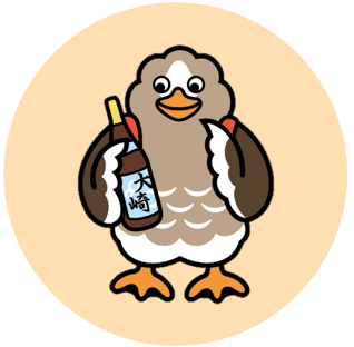 地酒を抱えるﾊﾟﾀ崎さん
